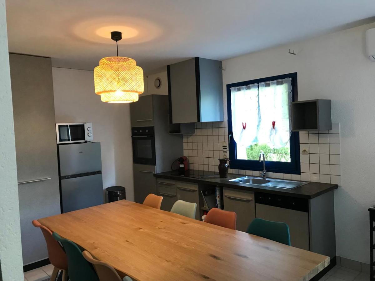 Gite Milin A Sizun Hebergement Confortable Pour 7 Pers Екстериор снимка